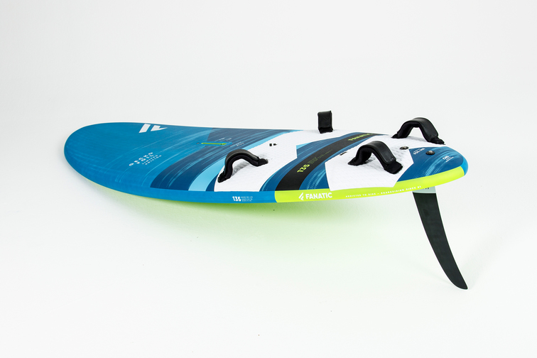 Windsurfing and Foiling