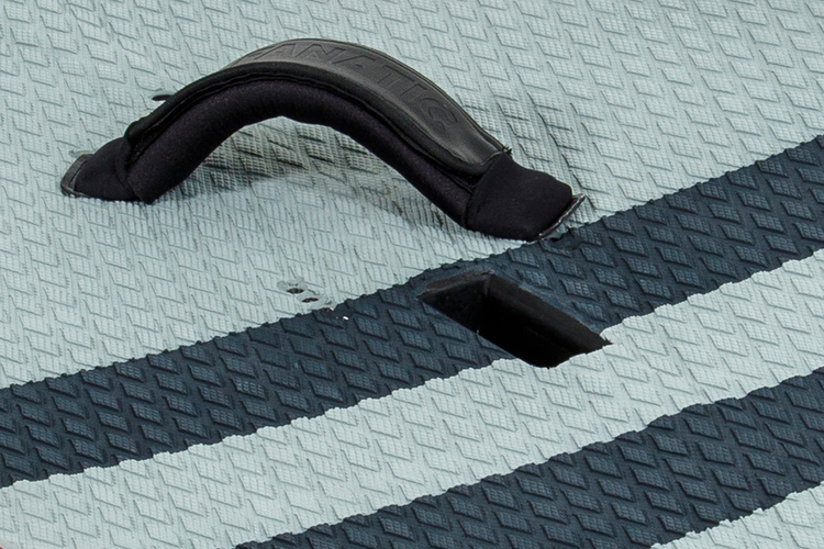 Carrying handle